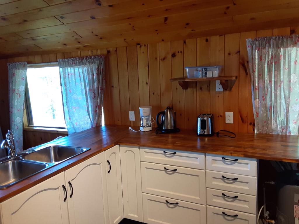 Bancroft Cabin on Bancroft Beach Lutherlyn Camp